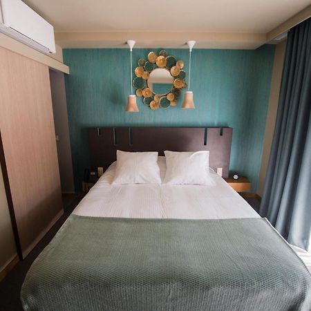 La Libellule Hotell Beauraing Eksteriør bilde