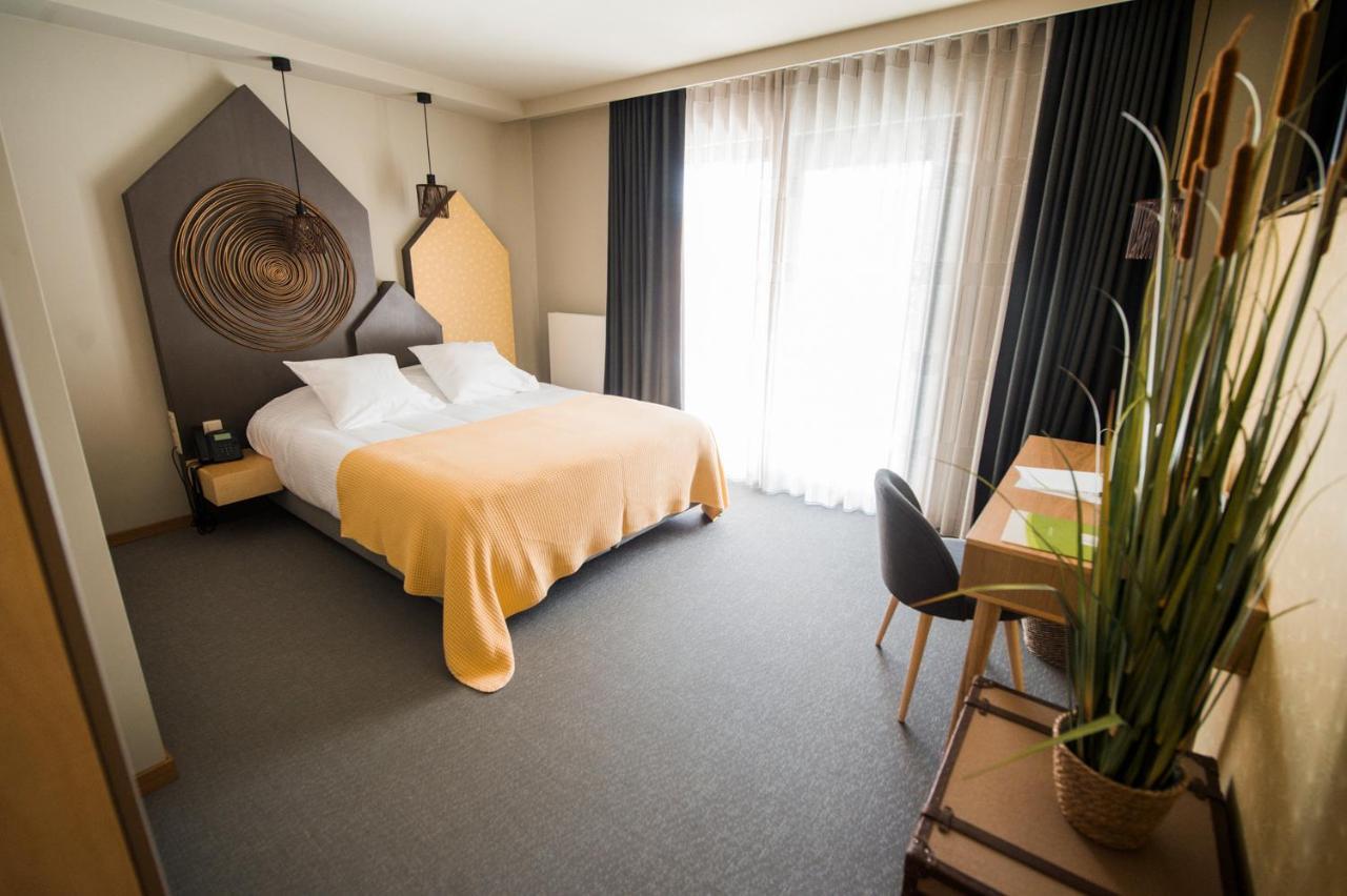 La Libellule Hotell Beauraing Eksteriør bilde