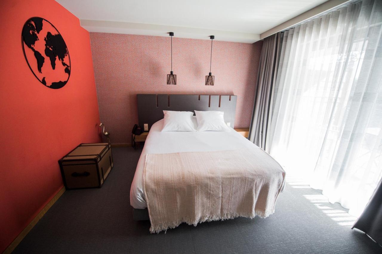 La Libellule Hotell Beauraing Eksteriør bilde