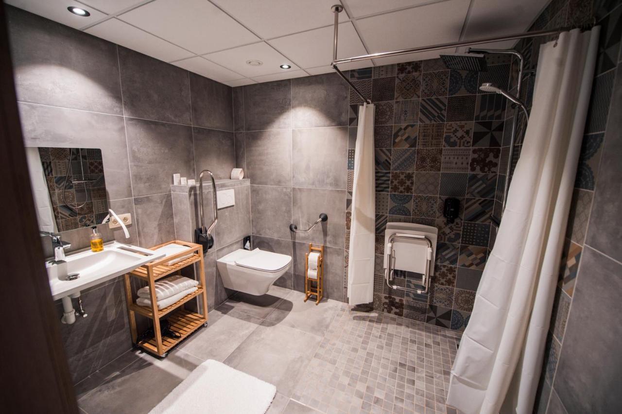 La Libellule Hotell Beauraing Eksteriør bilde