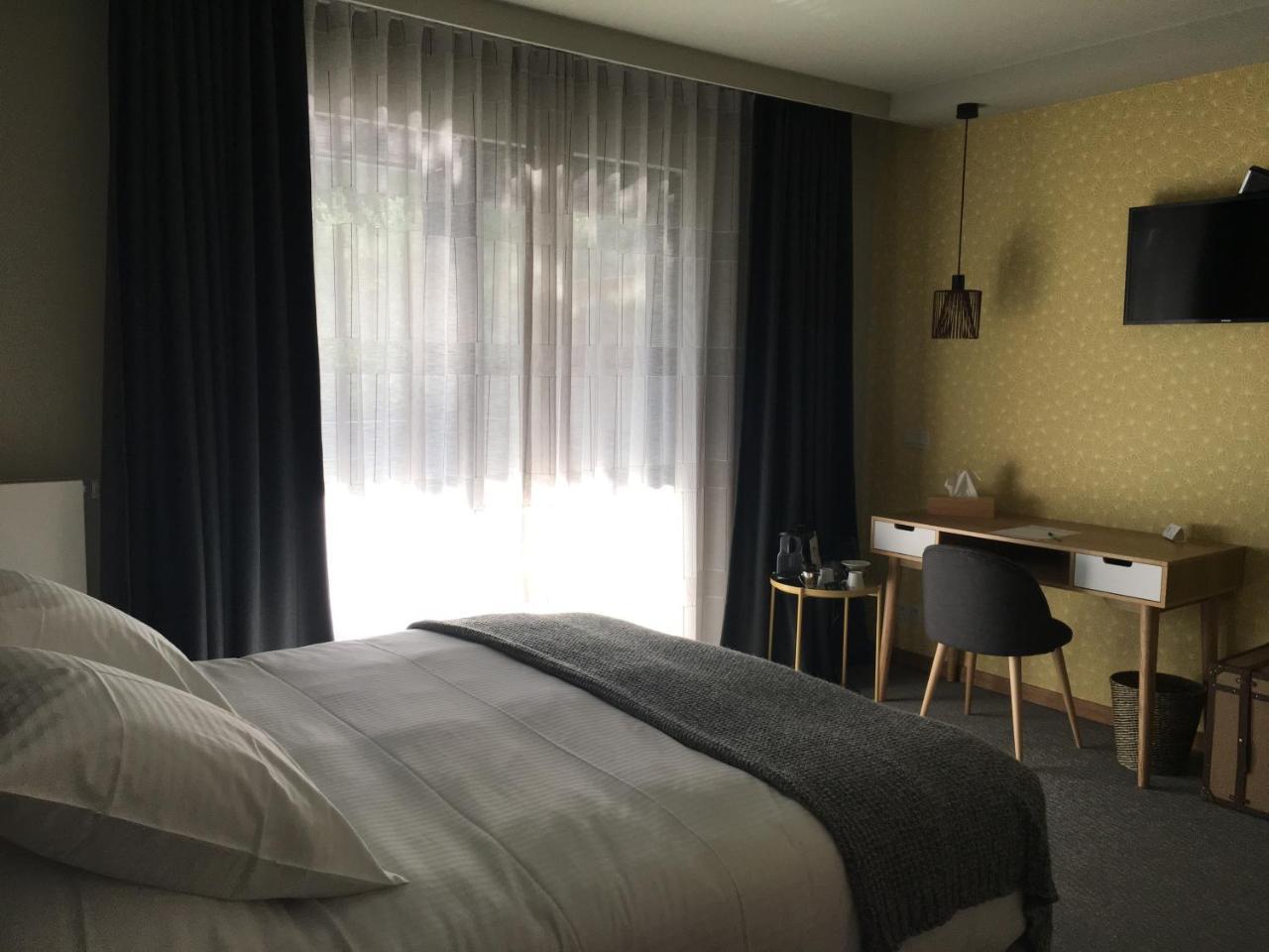 La Libellule Hotell Beauraing Eksteriør bilde