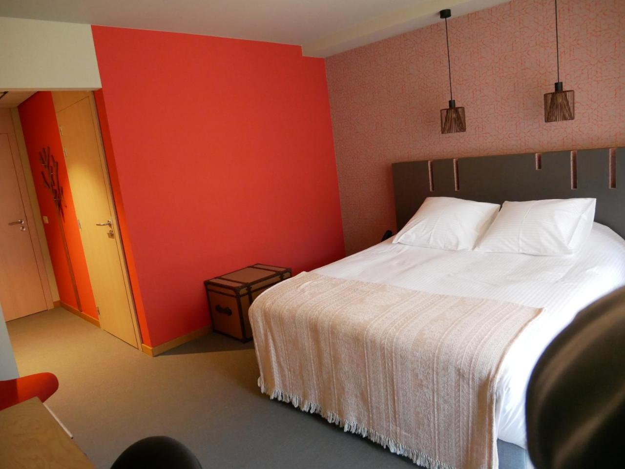 La Libellule Hotell Beauraing Eksteriør bilde