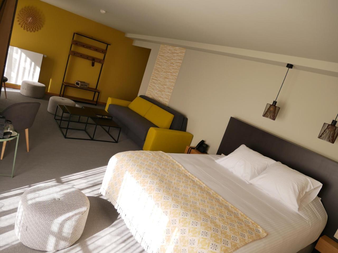 La Libellule Hotell Beauraing Eksteriør bilde
